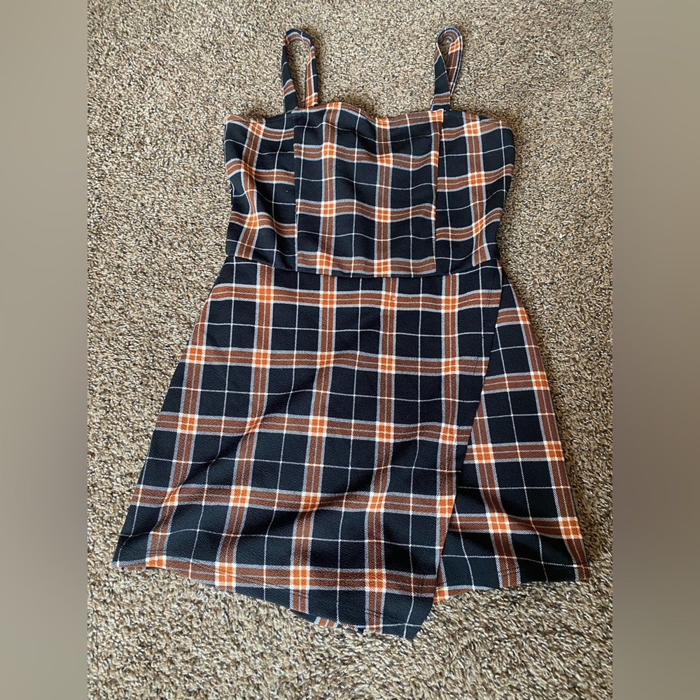 Plaid mini dress with slit